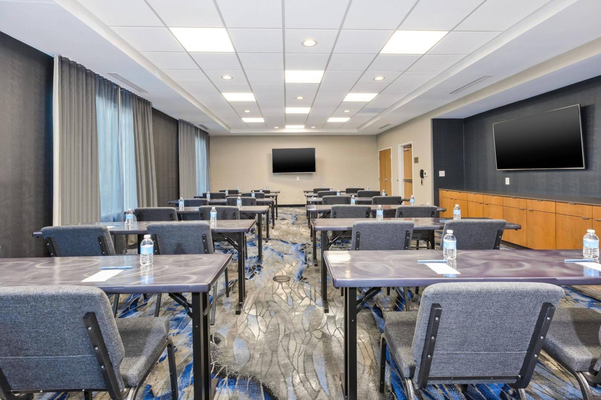Fairfield Inn & Suites By Marriott Cincinnati Airport South/Florence Eksteriør bilde